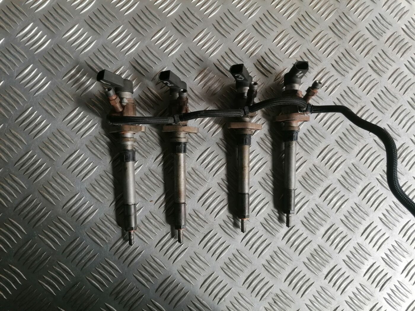 Degvielas smidzinātājs priekš VOLVO V70 2009