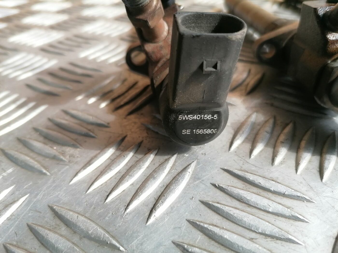 Degvielas smidzinātājs priekš VOLVO V70 2009