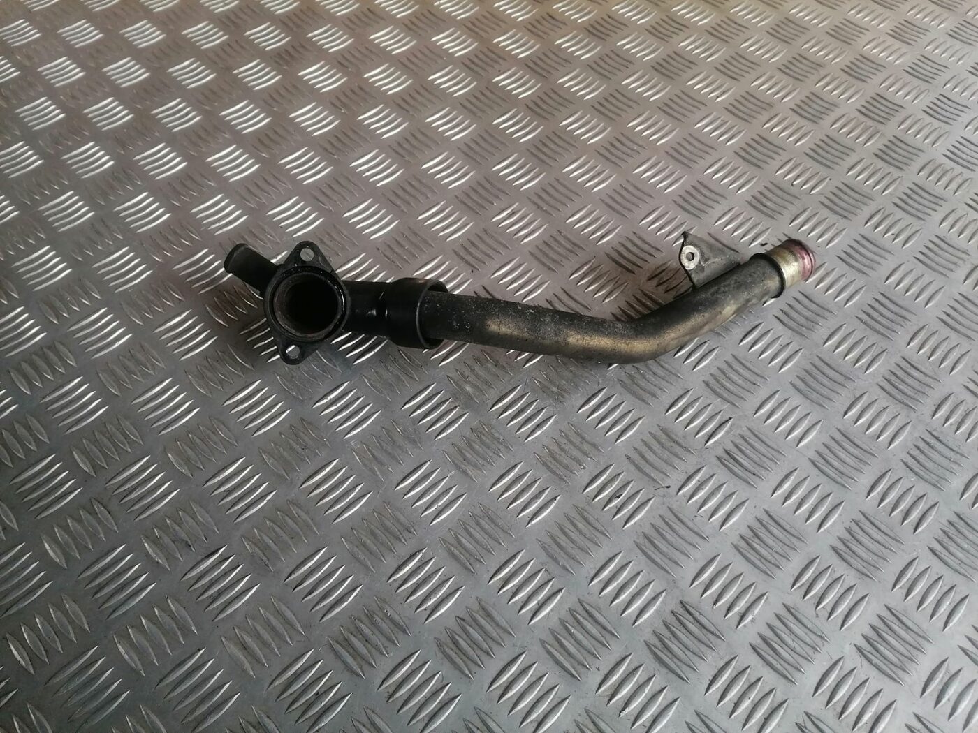 Dzesēšanas caurule priekš FORD MONDEO 2007 1 Dzesēšanas caurule priekš FORD MONDEO 2007