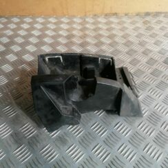 Aizmugurējā spārna un bufera stiprinājums priekš VOLVO V70 2009