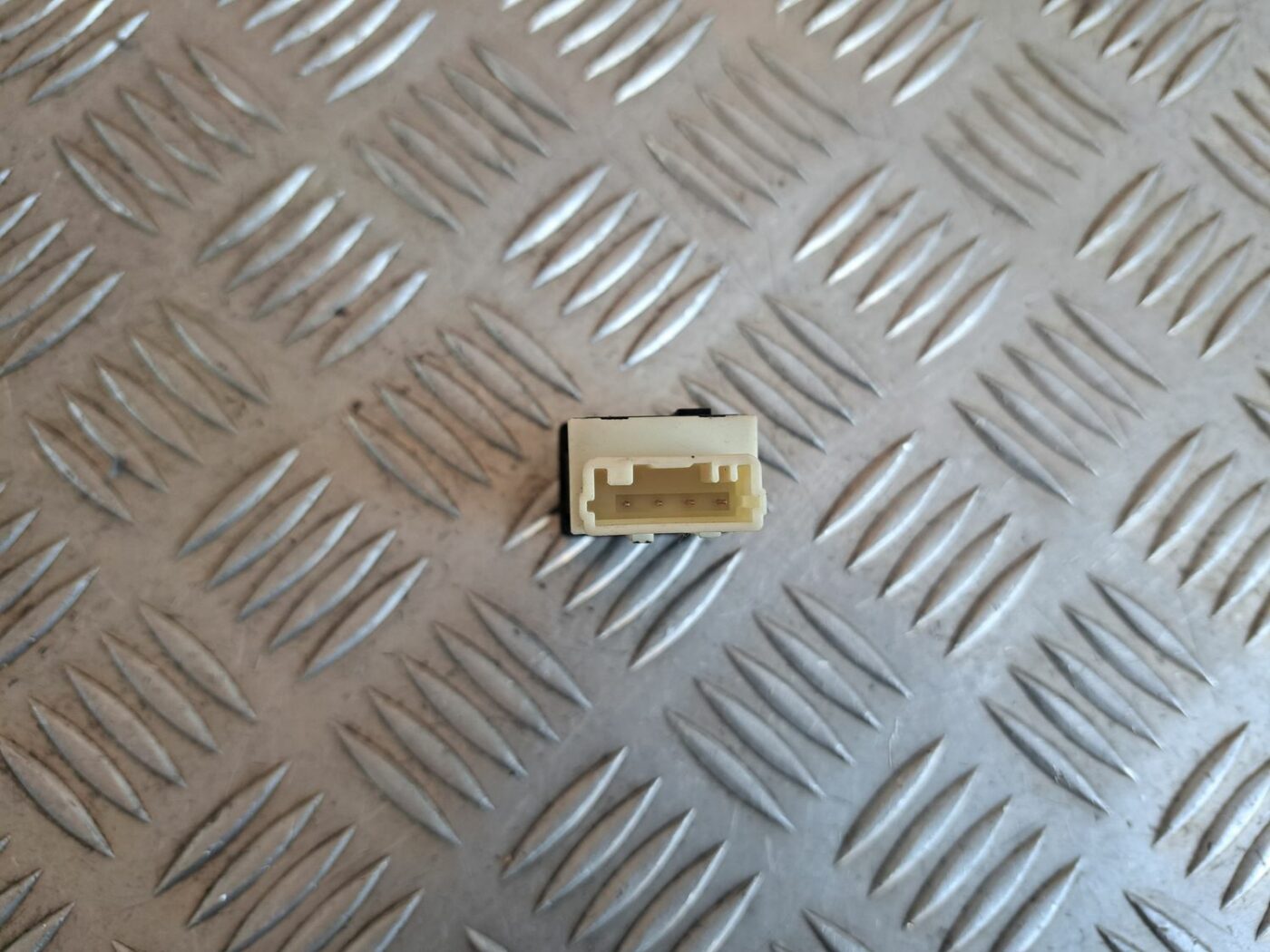 Gaismas spilgtuma regulēšanas poga priekš TOYOTA RAV 4 2006