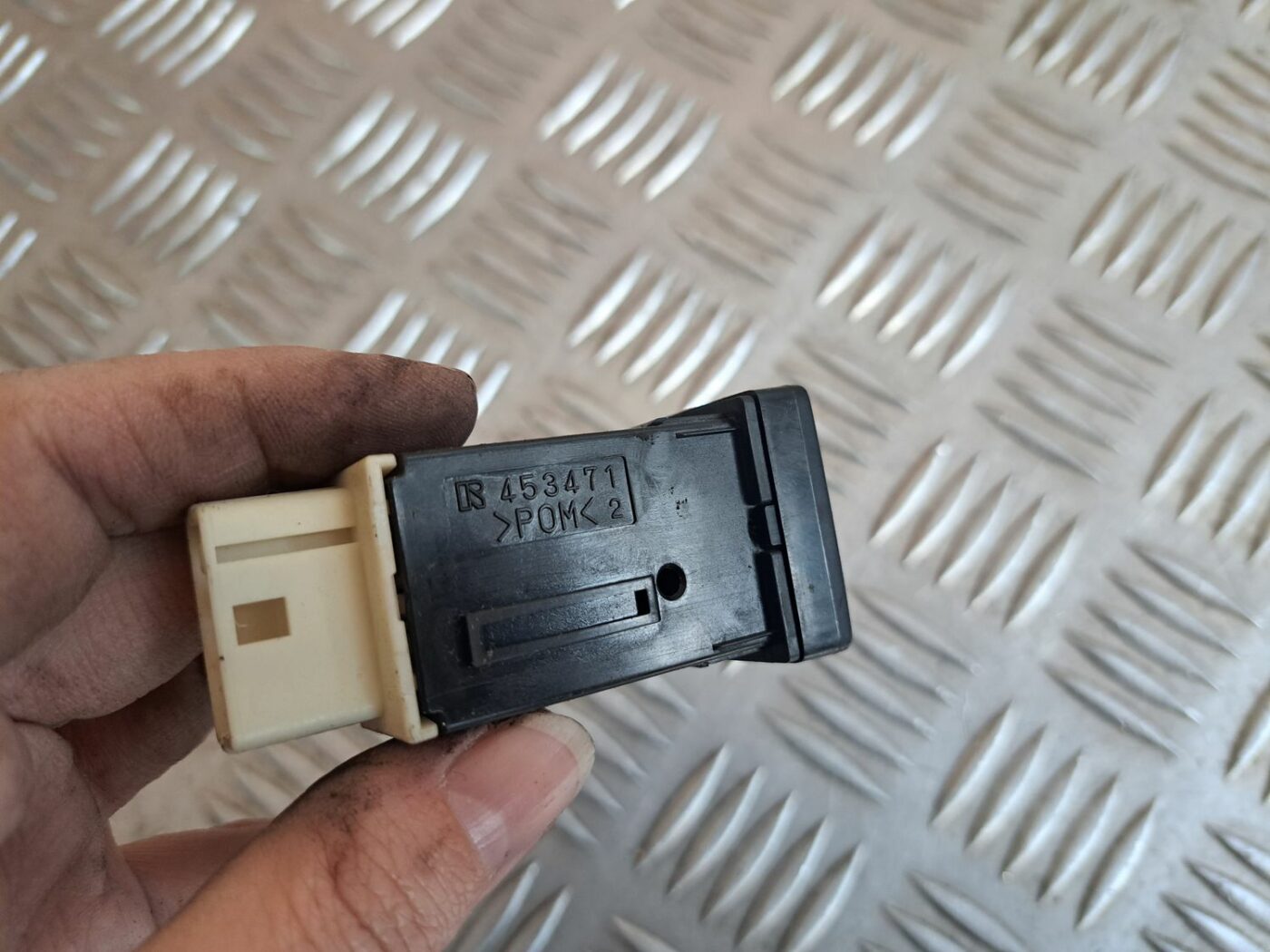 Gaismas spilgtuma regulēšanas poga priekš TOYOTA RAV 4 2006