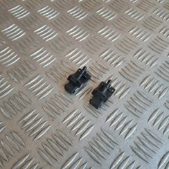 Vējstikla mazgāšanas šķidruma sprausla priekš TOYOTA RAV 4 2006