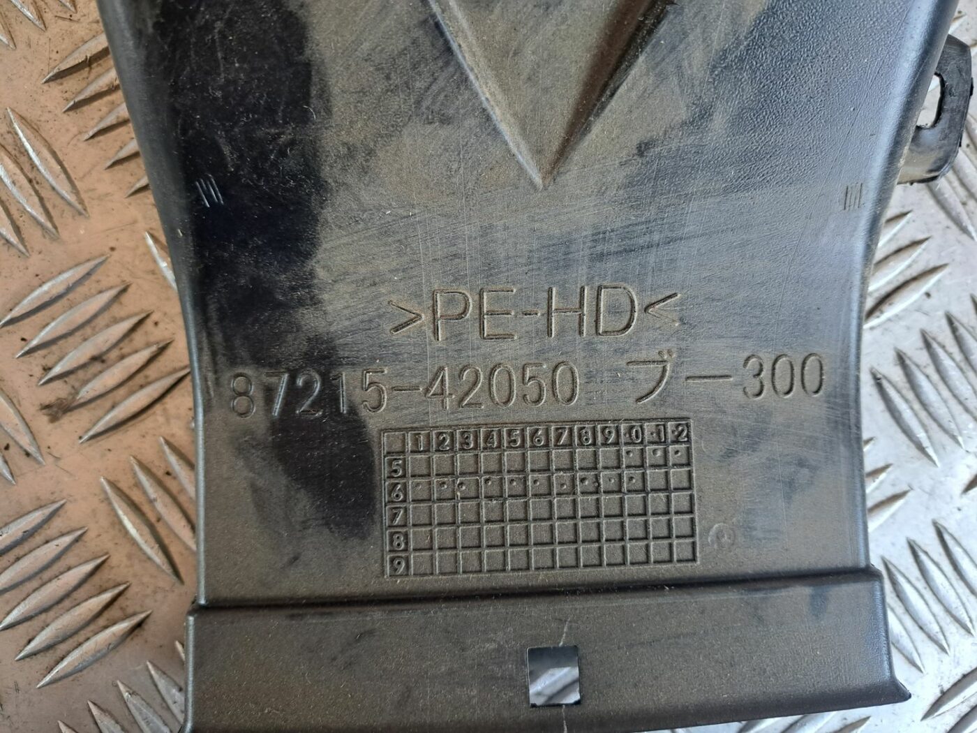 Salona gaisa vads priekš TOYOTA RAV 4 2006