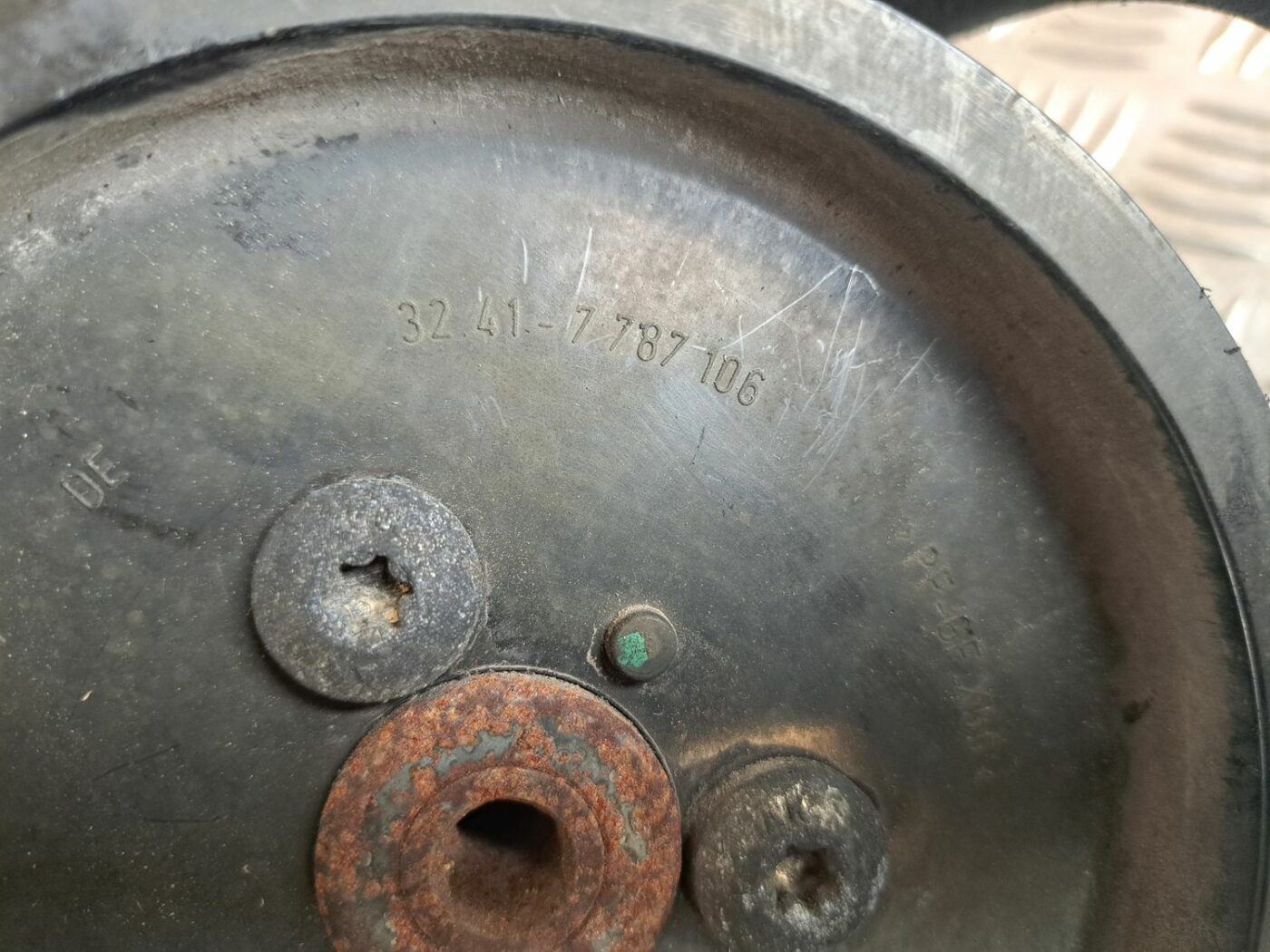 Hidrauliskais pastiprinātājs priekš BMW 525 E60 2004 BLACK