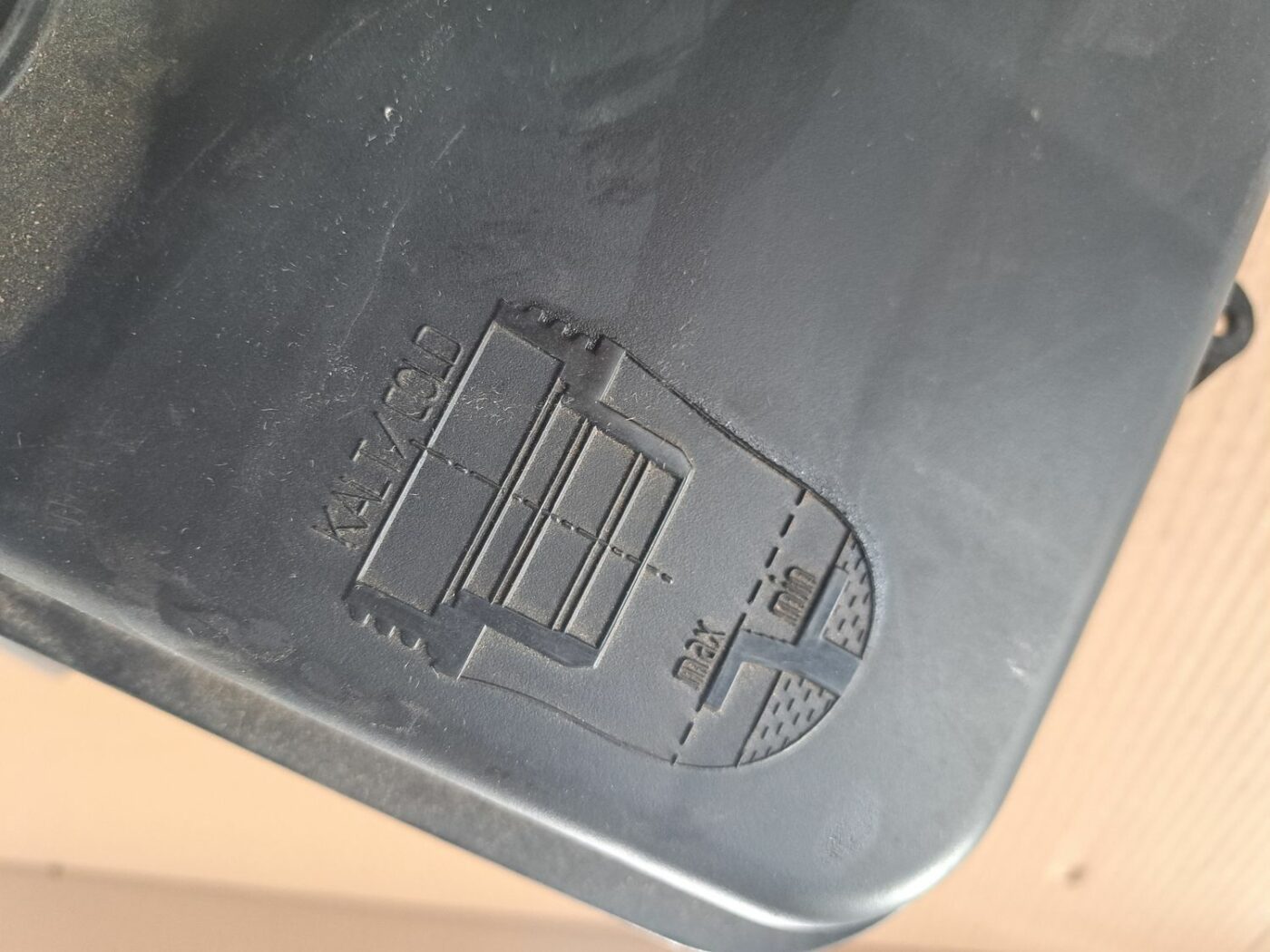 Dzesēšanas šķidruma tvertne priekš BMW 525 E60 2004 BLACK 2 Dzesēšanas šķidruma tvertne priekš BMW 525 E60 2004 BLACK