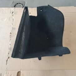 Bagāžnieka nodalījuma sānu apdare priekš BMW 525 E60 2004 BLACK