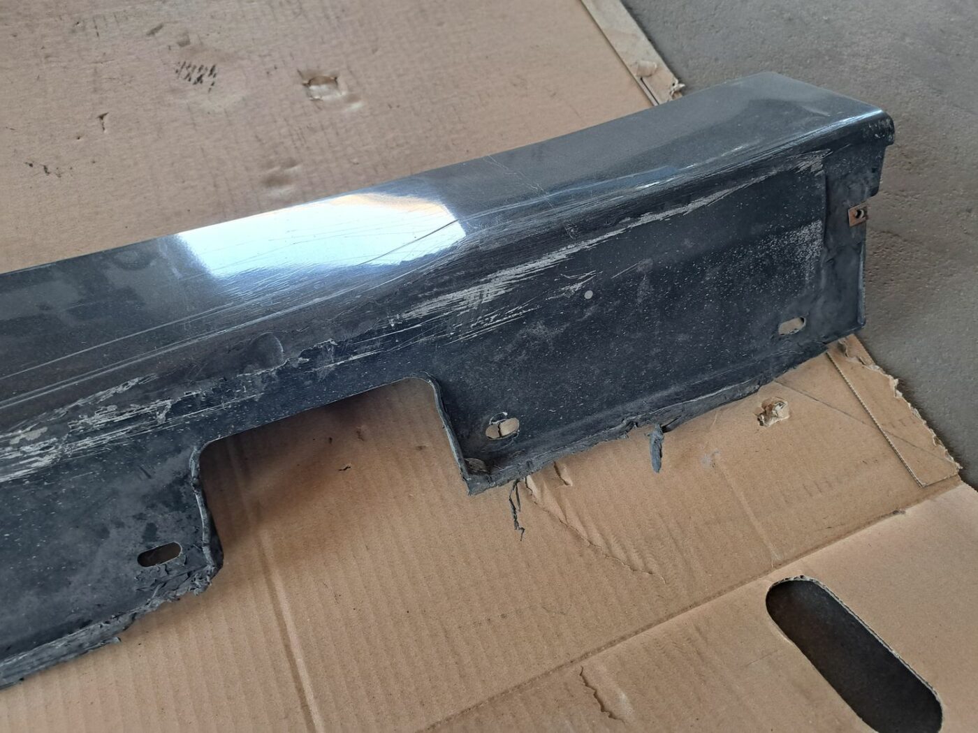 Ārēja sliekšņa laba uzlika priekš BMW 525 E60 2004 BLACK