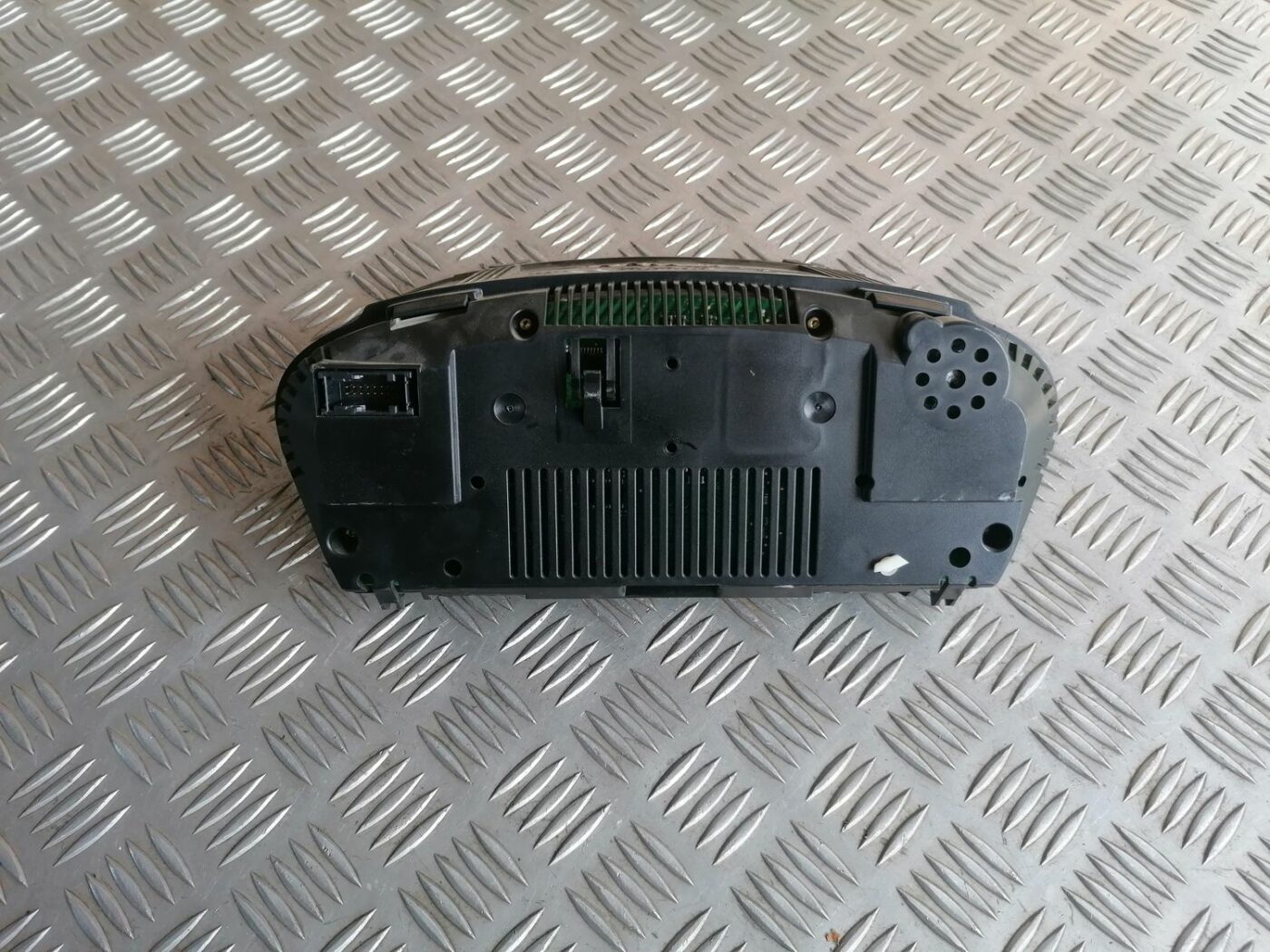 Spidometrs priekš BMW 525 E60 2004 BLACK 5 Spidometrs priekš BMW 525 E60 2004 BLACK