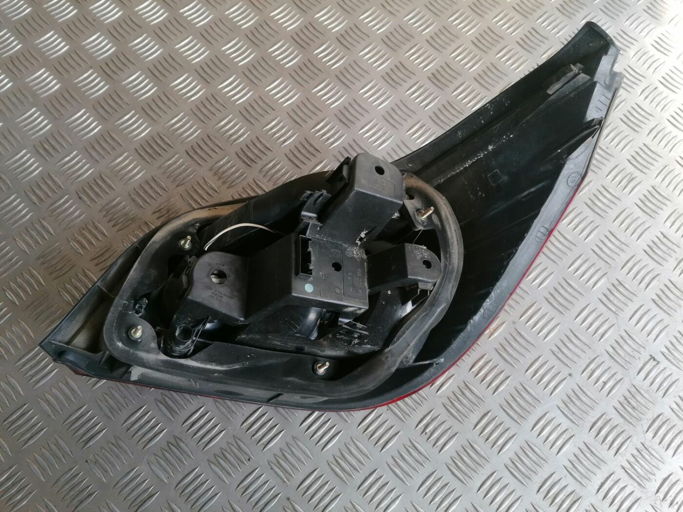 Aizmugurējais kreisais lukturis priekš BMW 525 E60 2004 BLACK