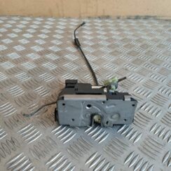 Priekšējo labo durvju slēdzene priekš OPEL CORSA 2007