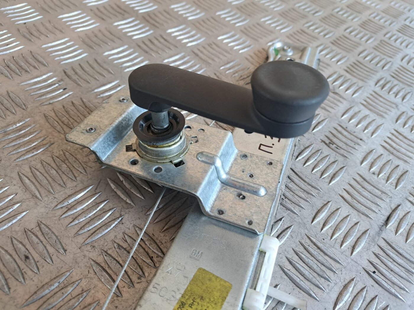 Stikla pacelšanas mehānisms aizmugurējais labais priekš OPEL CORSA 2007