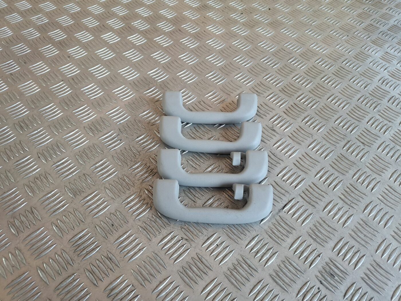 Salona rokturis griestos priekš OPEL CORSA 2007 1 Salona rokturis griestos priekš OPEL CORSA 2007