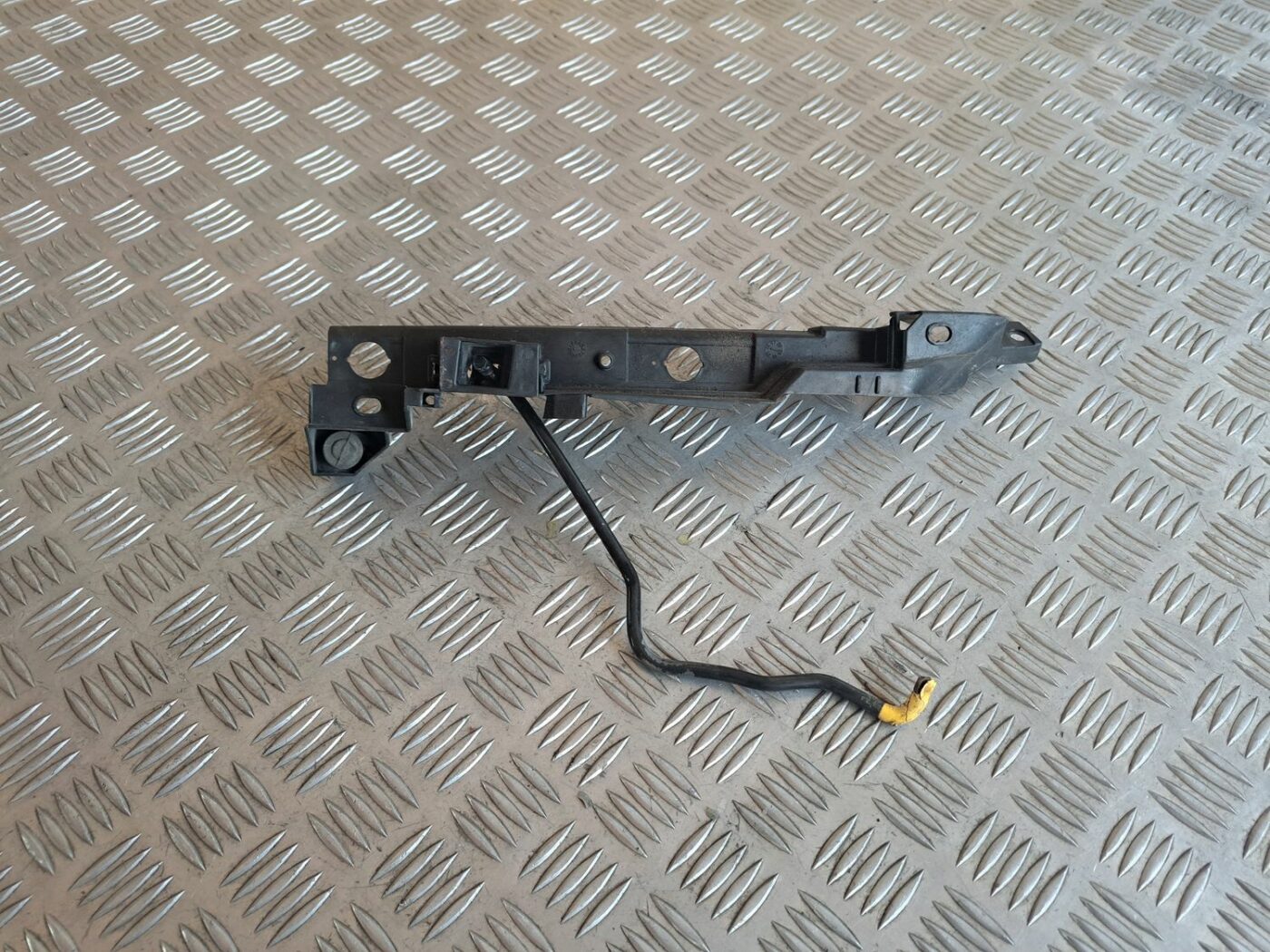 Dzinēja pārsega atbalsta kāja priekš OPEL CORSA 2007