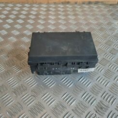 Drošinātāju bloks priekš OPEL CORSA 2007