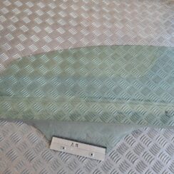 Priekšējo kreiso durvju stikls priekš OPEL CORSA 2007