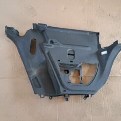 Bagāžnieka nodalījuma sānu apdare priekš OPEL CORSA 2007