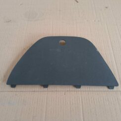 Bagāžnieka nodalījuma sānu apdares lūka priekš OPEL CORSA 2007