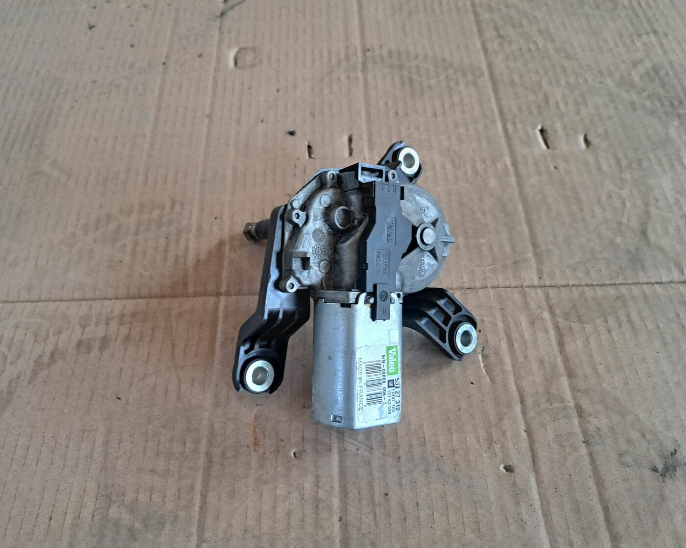 Aizmugurējā stikla tīrītāja motors priekš OPEL CORSA 2007 1 Aizmugurējā stikla tīrītāja motors priekš OPEL CORSA 2007