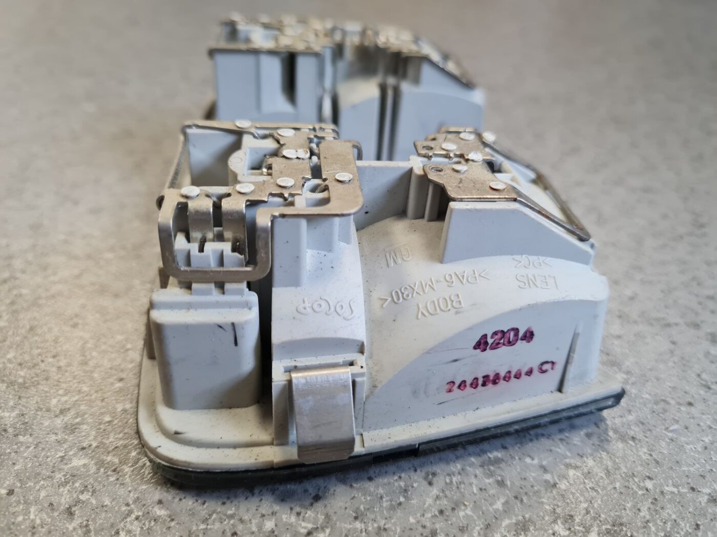 Salona apgaismojuma panelis priekš OPEL MERIVA 2004 3 Salona apgaismojuma panelis priekš OPEL MERIVA 2004