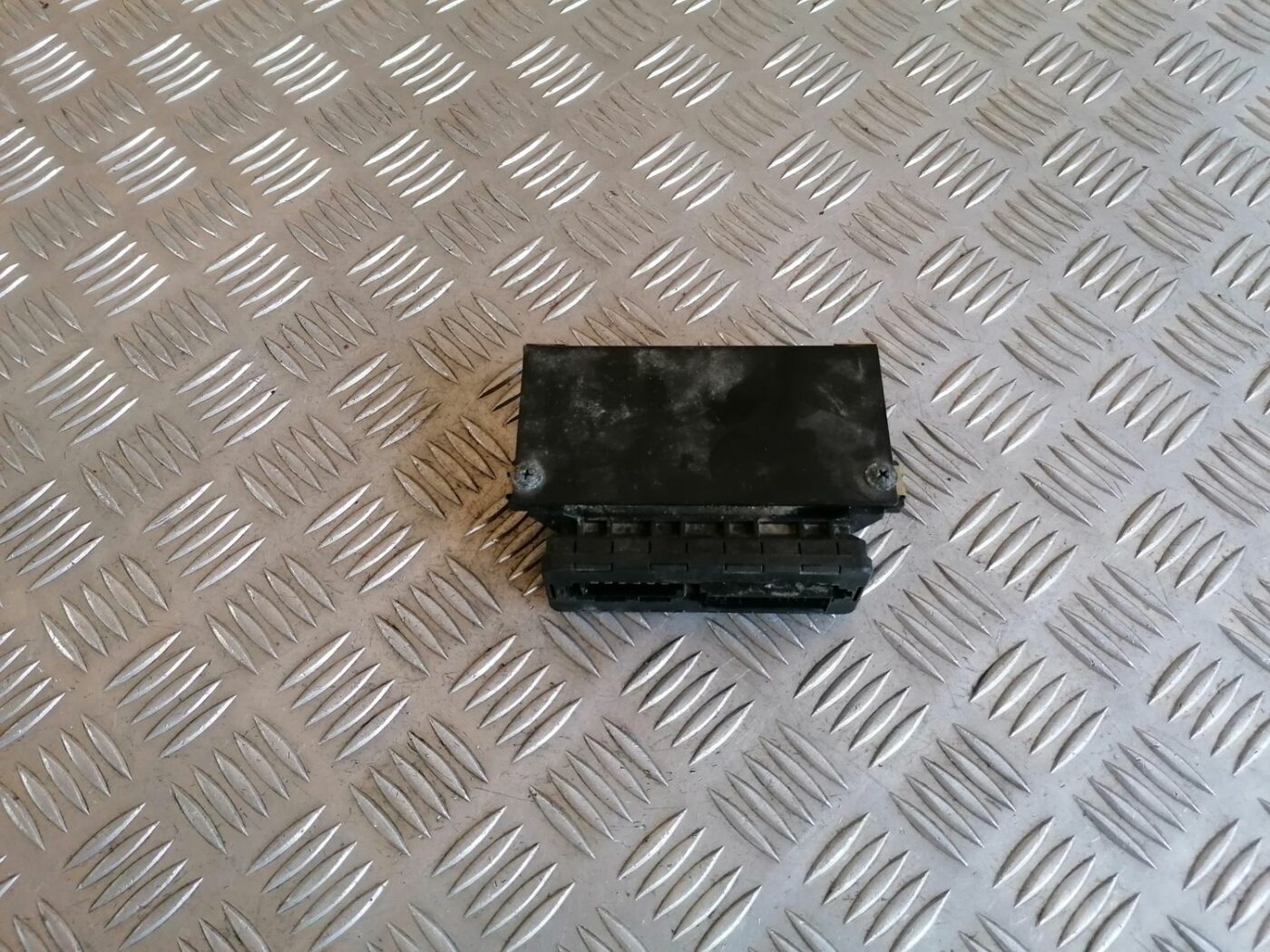 Parkošanās devēju vadības bloks priekš OPEL MERIVA 2004