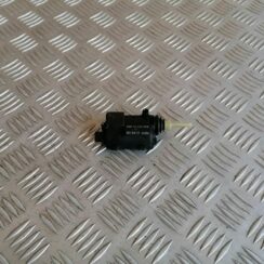 Degvielas tvertnes vāka slēdzene priekš OPEL MERIVA 2004