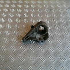 Dzinēja spilvens priekš OPEL MERIVA 2004