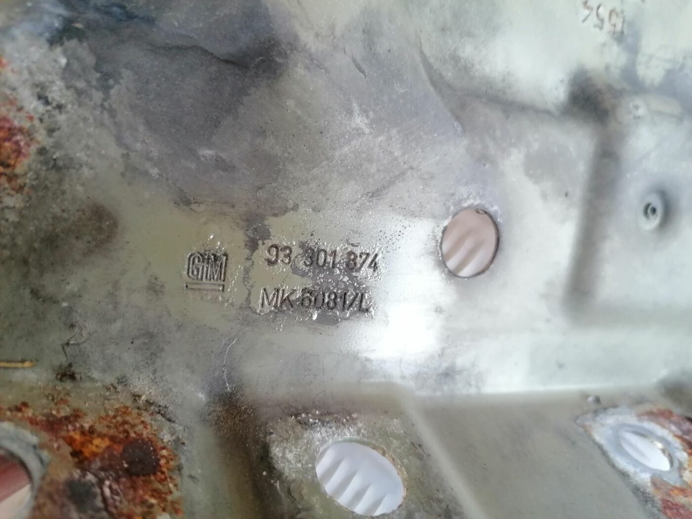 Priekšējā radiatora rāmja augšēja daļa priekš OPEL MERIVA 2004