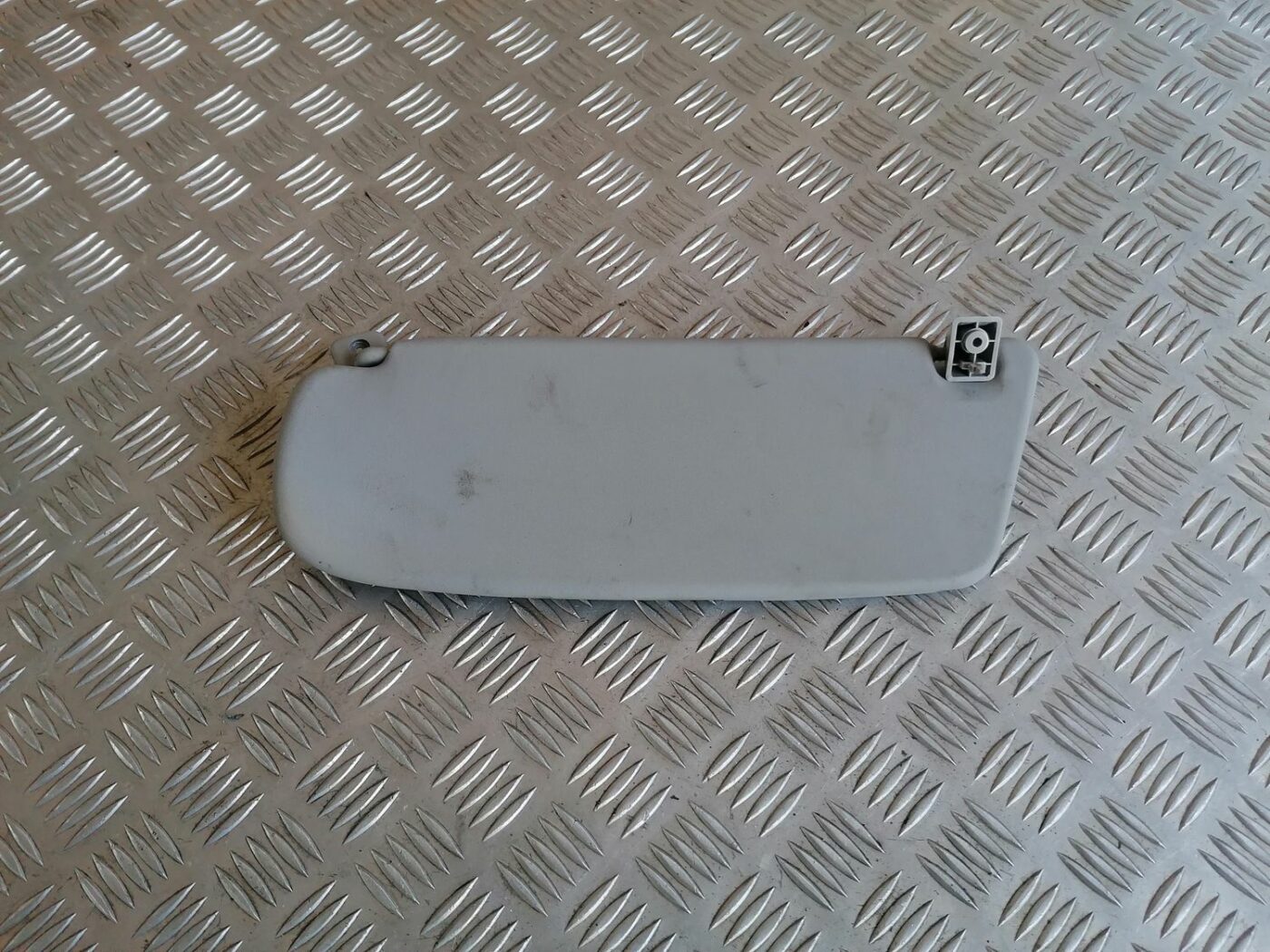 Saules aizsargs priekš OPEL MERIVA 2004