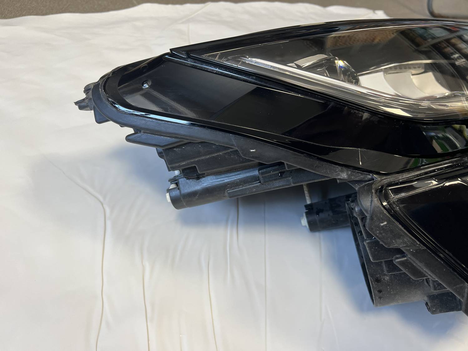 Priekšējais labais lukturis priekš ŠKODA KODIAQ 2018-