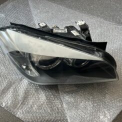 Priekšējais labais lukturis priekš BMW X1 E84 2009-2015