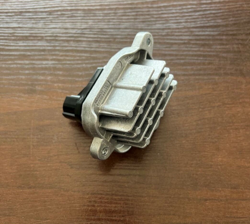 Led dienas gaitas luktura vadības bloks priekš Skoda Kodiaq 2017-2022 1 Led dienas gaitas luktura vadības bloks priekš Skoda Kodiaq 2017-2022