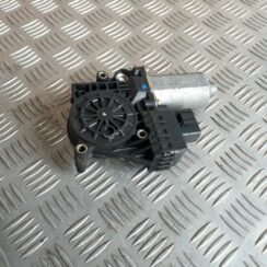 Elektrisko stiklu motors priekš AUDI A4 2000 AVANT