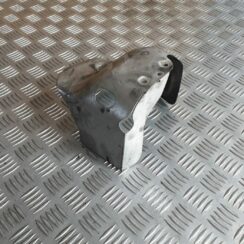 Karstuma aizsargs (mazs) priekš AUDI A4 2000 AVANT