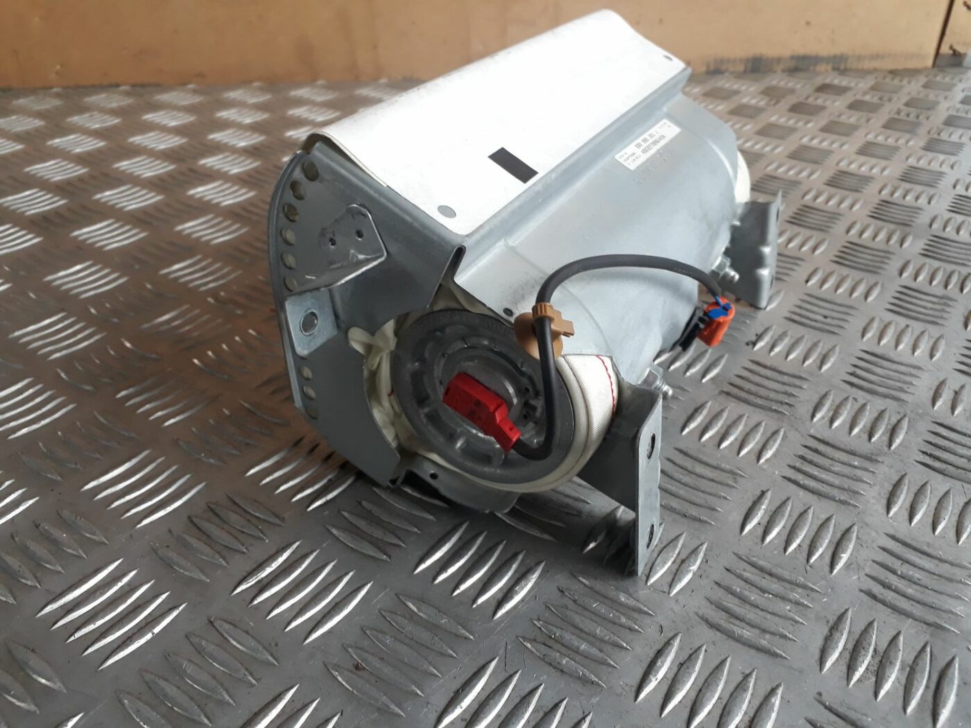 Mērinstrumentu paneļa drošības spilvens priekš AUDI A4 2000 AVANT 6 Mērinstrumentu paneļa drošības spilvens priekš AUDI A4 2000 AVANT