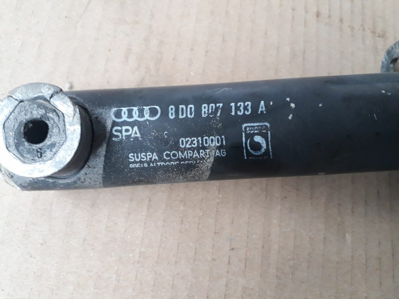 Priekšēja bufera pastiprinātāja kronšteins priekš AUDI A4 2000 AVANT 3 Priekšēja bufera pastiprinātāja kronšteins priekš AUDI A4 2000 AVANT