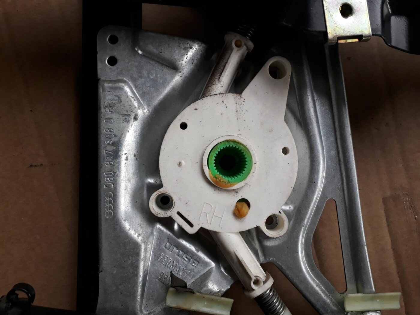 Durvju rāmis priekš AUDI A4 2000 AVANT