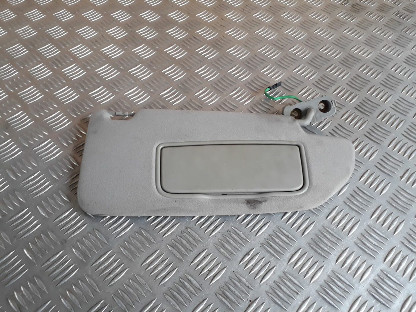 Saules aizsargs priekš VOLVO S60 2007 1 Saules aizsargs priekš VOLVO S60 2007