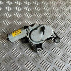 Aizmugurējā stikla tīrītāja motors priekš VW GOLF IV 1999