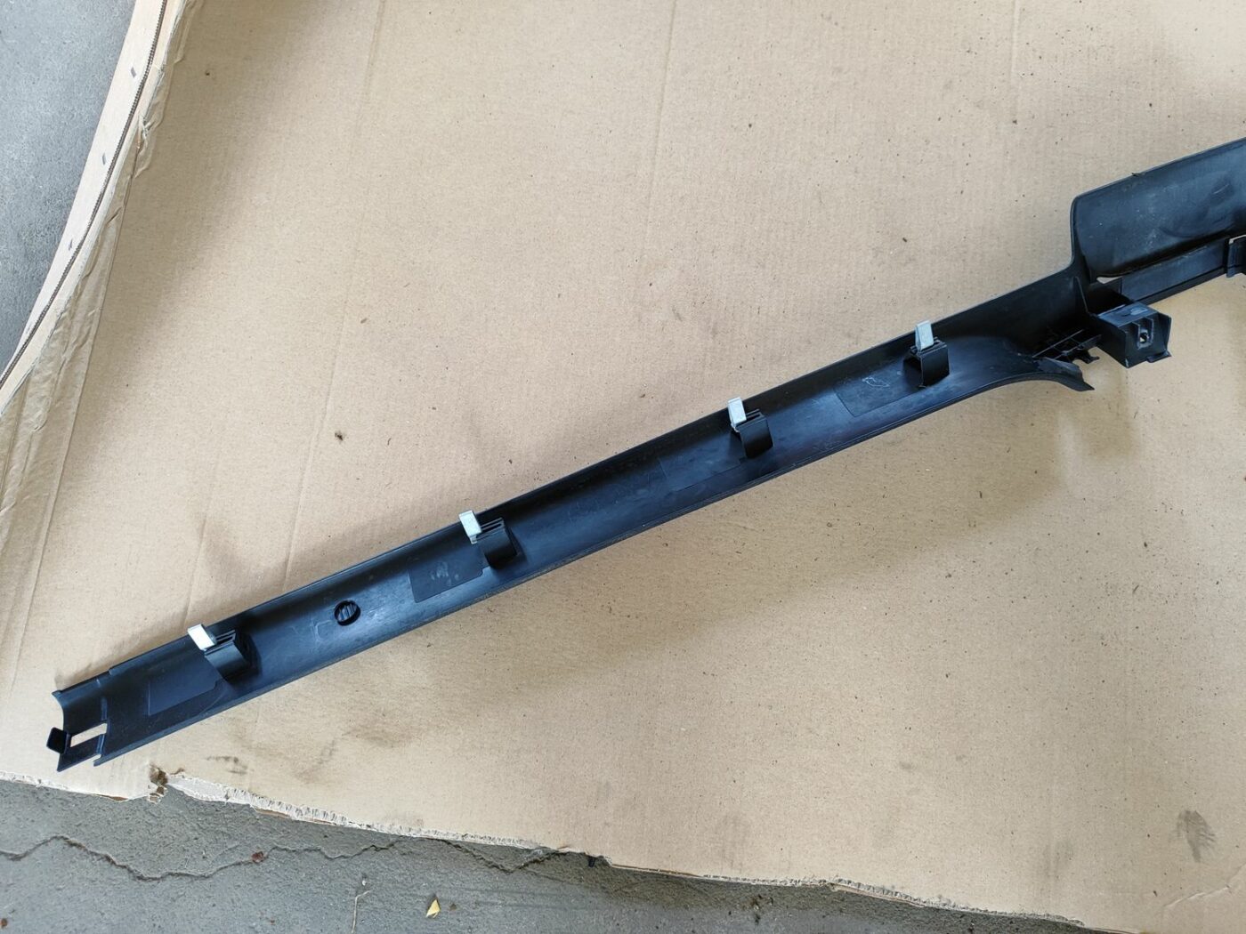 Sliekšņa laba uzlika priekš VW GOLF IV 1999 4 Sliekšņa laba uzlika priekš VW GOLF IV 1999