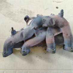 Izplūdes kolektors priekš VW GOLF IV 1999