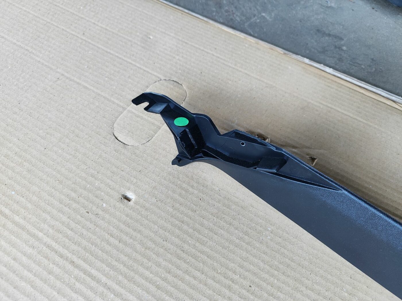 Bagāžnieka vāka apdare priekš SKODA OCTAVIA 2008 8 Bagāžnieka vāka apdare priekš SKODA OCTAVIA 2008