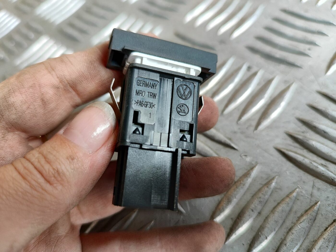 Drošības spilvena indikators priekš SKODA OCTAVIA 2008