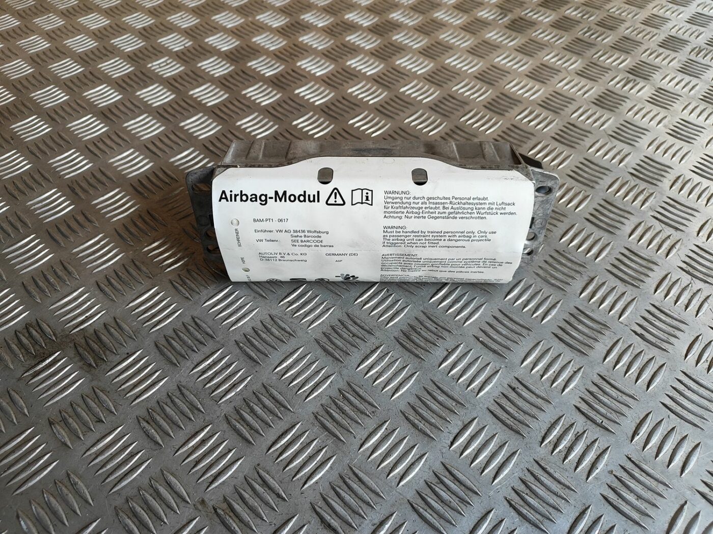 Mērinstrumentu paneļa drošības spilvens priekš SKODA OCTAVIA 2008 1 Mērinstrumentu paneļa drošības spilvens priekš SKODA OCTAVIA 2008