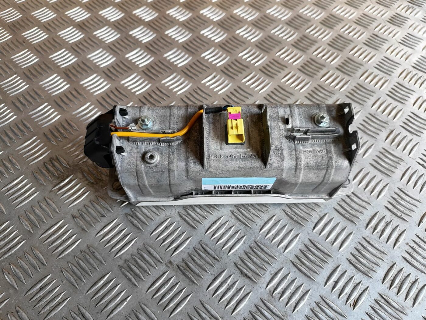 Mērinstrumentu paneļa drošības spilvens priekš SKODA OCTAVIA 2008 2 Mērinstrumentu paneļa drošības spilvens priekš SKODA OCTAVIA 2008