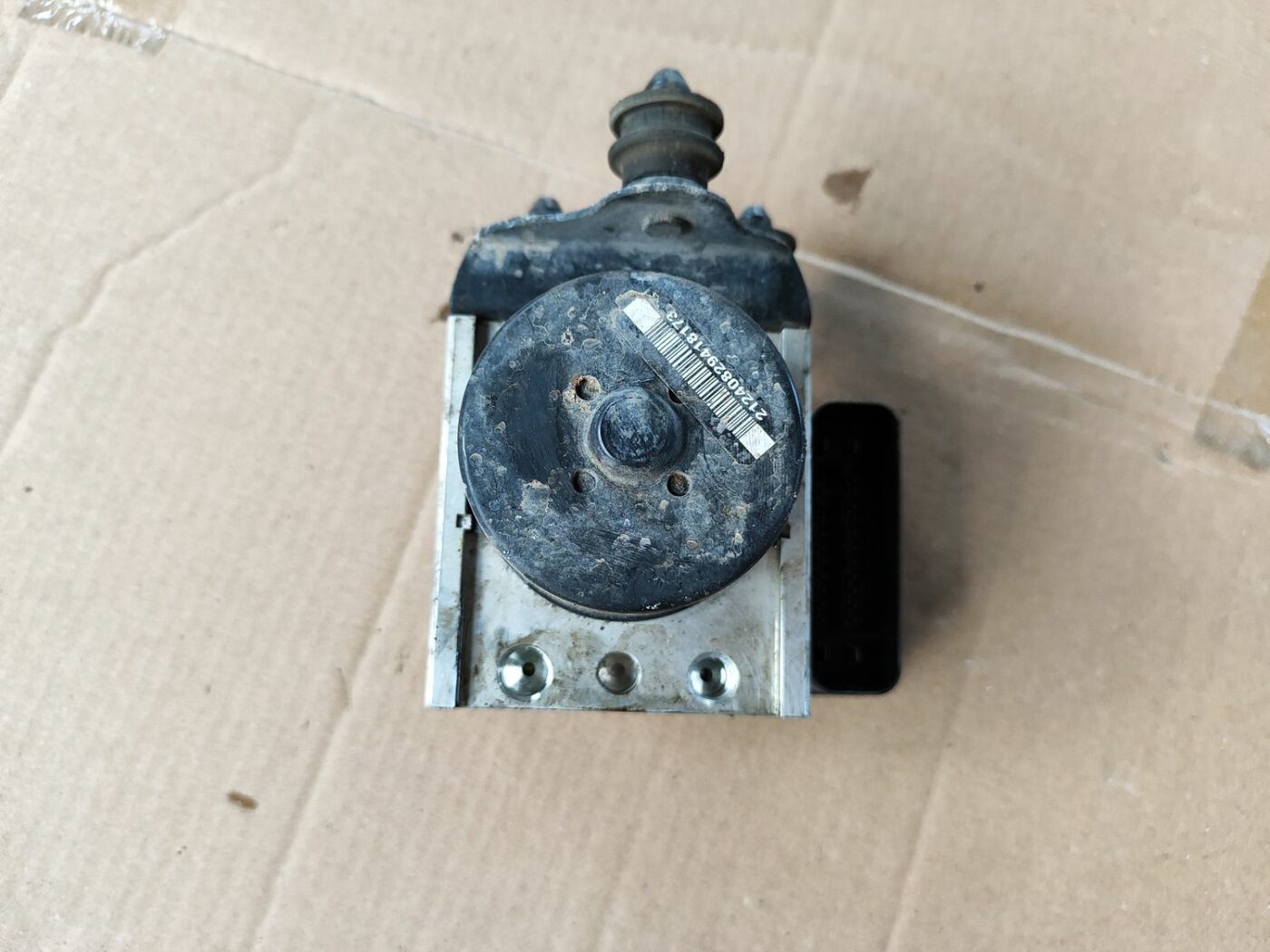 ABS bloks priekš SKODA OCTAVIA 2008 2 ABS bloks priekš SKODA OCTAVIA 2008