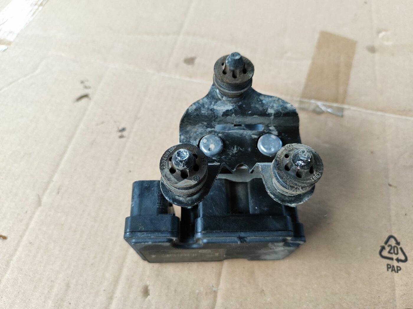 ABS bloks priekš SKODA OCTAVIA 2008 3 ABS bloks priekš SKODA OCTAVIA 2008