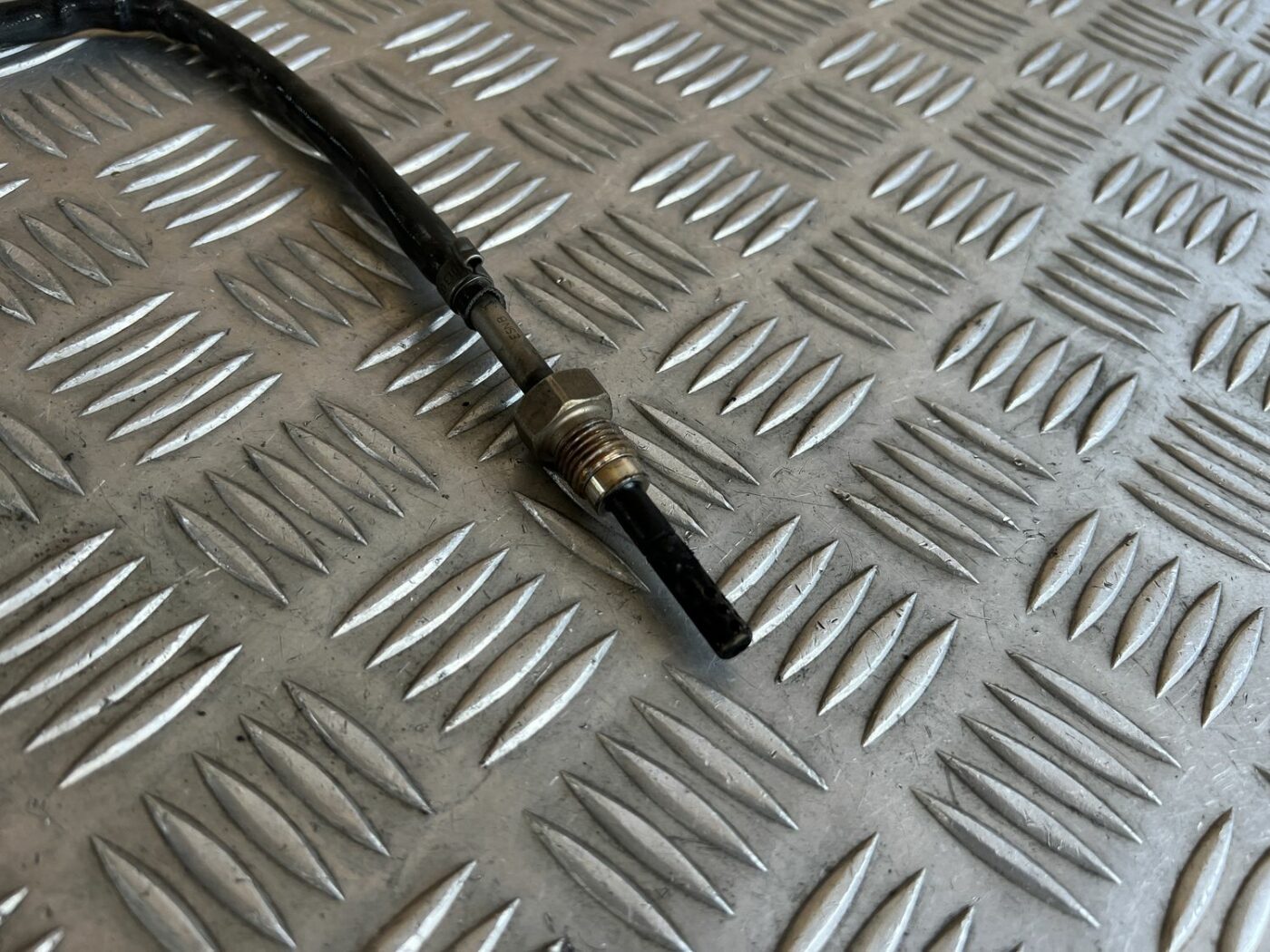 Izplūdes gāzu temperatūras devējs priekš VOLVO S60 2007 2 Izplūdes gāzu temperatūras devējs priekš VOLVO S60 2007