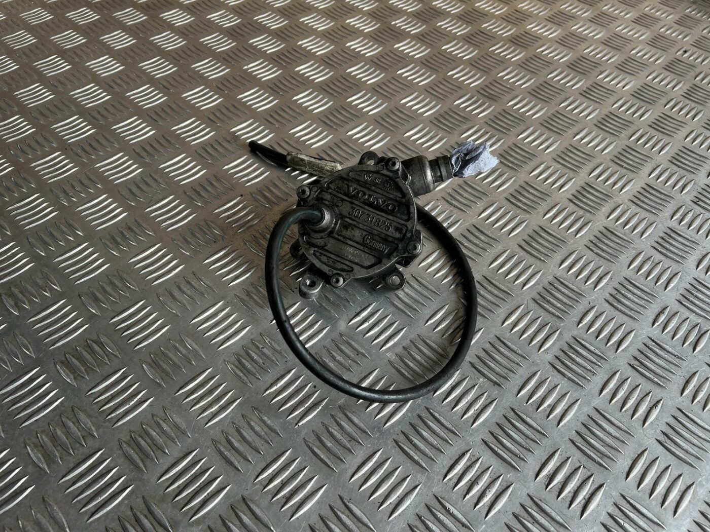 Vakuuma sūknis priekš VOLVO S60 2007 2 Vakuuma sūknis priekš VOLVO S60 2007