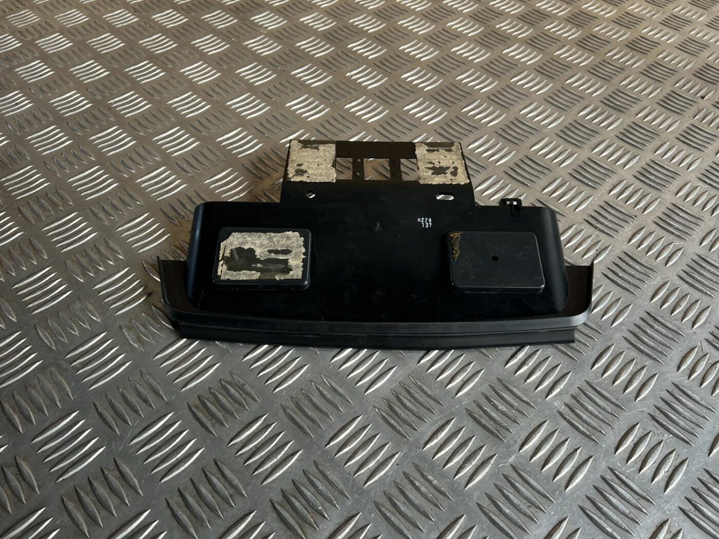 Stop signāls priekš VOLVO S60 2007 2 Stop signāls priekš VOLVO S60 2007